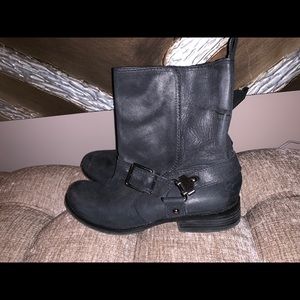 Gianni bini Black combat boots